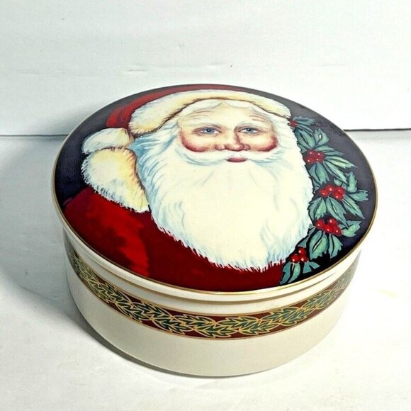 Vintage Christmas Santa Claus Old Saint Nick Mikasa Trinket Box 5 X 2 - Picture 1 of 6